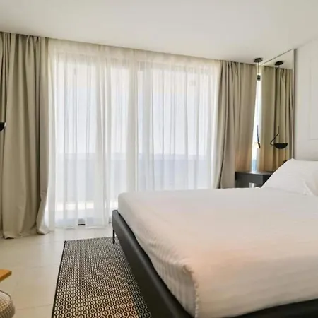 Olive - Five Bedroom With Terrace And Swimming Pool Villa Trogir
