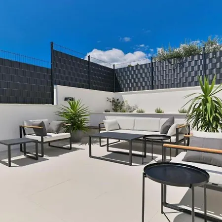 Olive - Five Bedroom With Terrace And Swimming Pool Villa Trogir