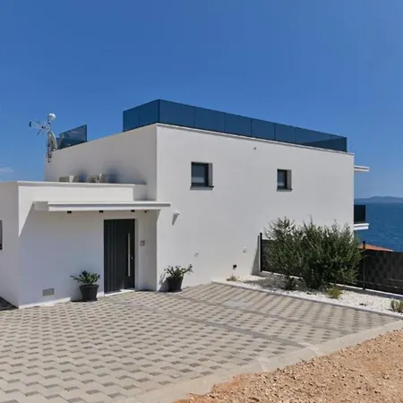 Olive - Five Bedroom With Terrace And Swimming Pool * Trogir
