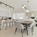 Olive - Five Bedroom With Terrace And Swimming Pool * Trogir